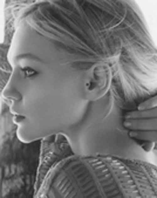 Xem tướng nốt ruồi ở cổ phụ nữ