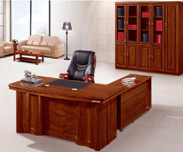 Ban-giam-doc-FM-1624-P