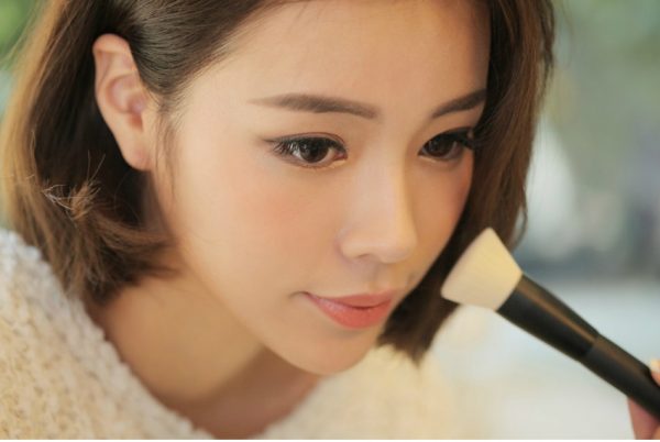 Mơ thấy má trang điểm