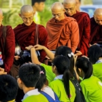 Giải nghĩa giấc mơ thấy nhà sư