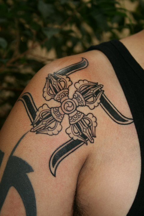 Xăm chữ đẹp phong thủy