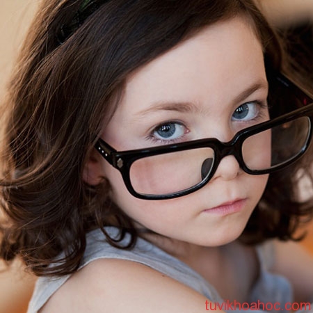 Ý nghĩa giấc mơ thấy mắt kính