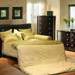 Cách hóa giải gương chiếu vào giường ngủ