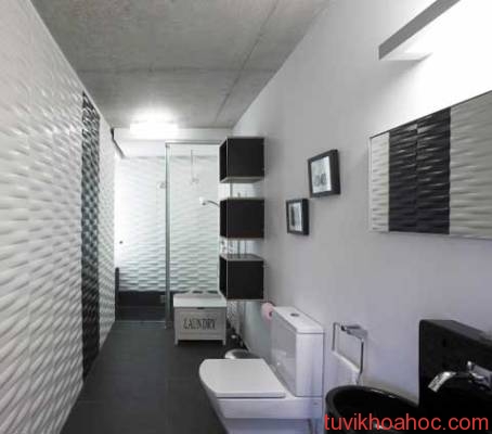 cach-hoa-giai-huong-xau-cho-nha-ve-sinh-635200156955397431