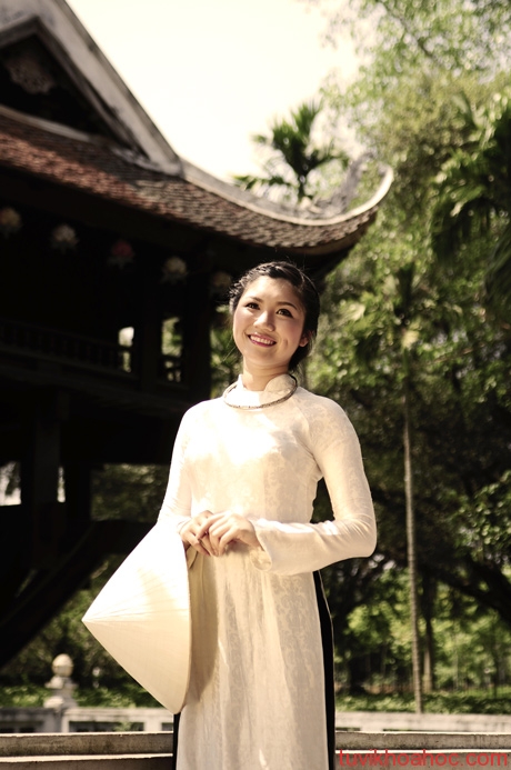 Tướng số của người có má lúm đồng tiền ra sao?