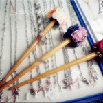 Tập tục mẹ tặng trâm hay kim cho con gái trước giờ vu quy