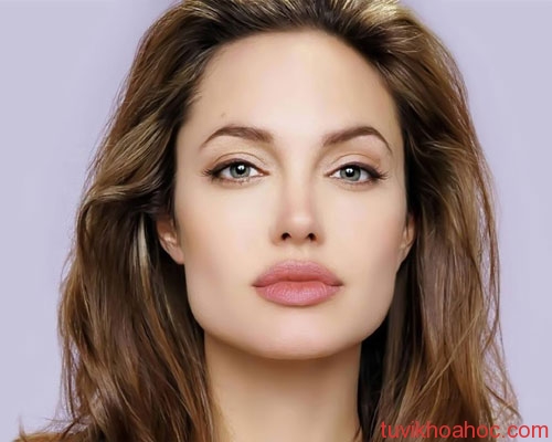 Angelina-1-2587-1407830154