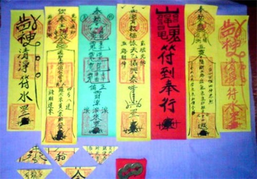 Chơi ngải là gì? Các loại bùa ngải