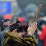 Cách thắp hương đúng để xua đuổi vận xui trong nhà