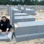 Xem nằm mơ chiêm bao thấy đi thăm bia mộ người thân đánh con gì?