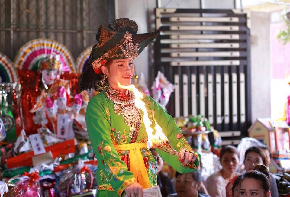 Xem căn mệnh cô bơ là gì?