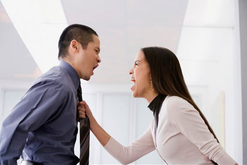 Mơ thấy ly hôn với chồng có điềm báo gì?