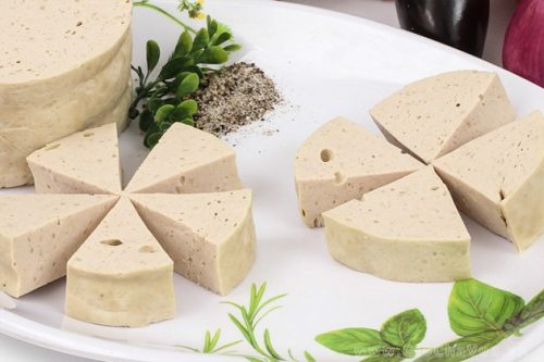 Trong mâm cơm truyền thống, từ trước tới nay của người Việt cũng không thể thiếu món giò ngon tuyệt.