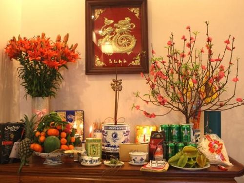 Thờ cúng ông bà tổ tiên là truyền thống của Người Việt nam chúng ta