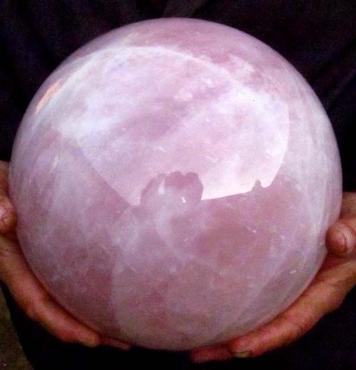 Thạch anh hồng vật phong thủy mang lại bình an 