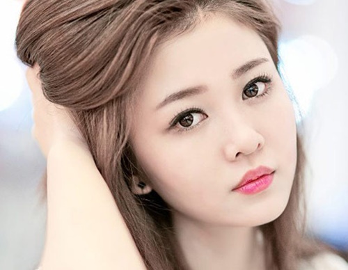 Nhận biết người có hình dáng mày ngài đôi mắt phượng là gì?