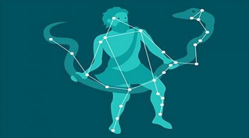  Xà Phu là một người đàn ông khỏe mạnh giữ con rắn khổng lồ anaconda hướng lên bầu trời. Thoạt nhìn, thì chúng ta sẽ thấy sự mạnh mẽ và đặc biệt ở cả rắn và người 