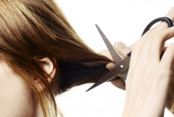 Kiêng cắt tóc đầu tháng