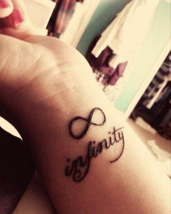 Hình xăm chữ infinity