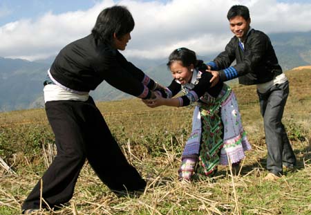 Tục kéo vợ của người H'mông