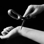 Giải mã ý nghĩa giấc mơ thấy tự sát